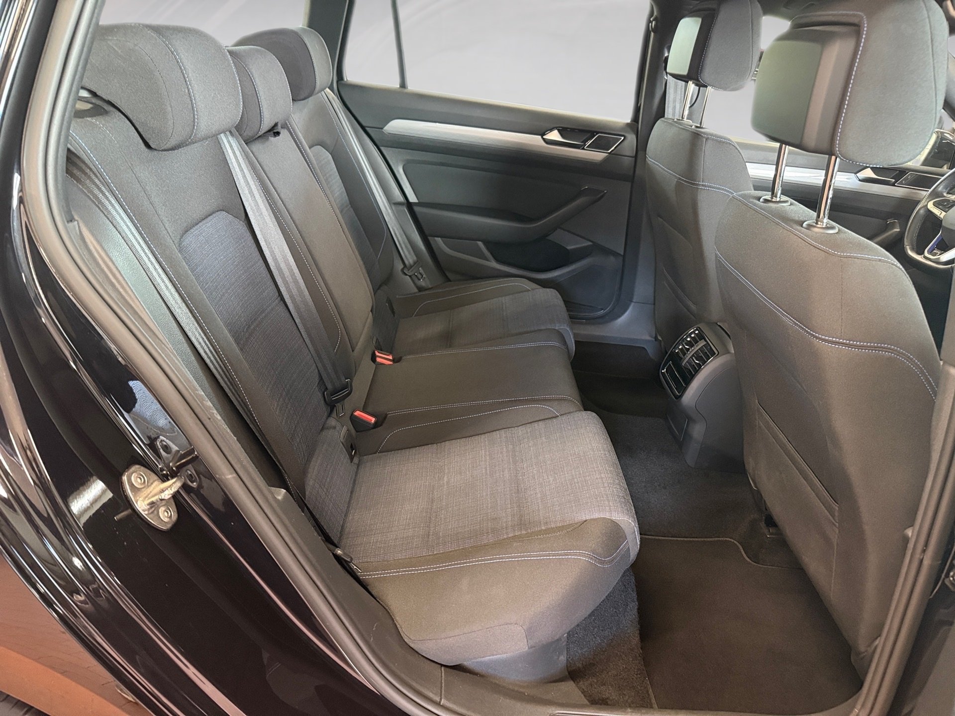 Passat Variant GTE 1.4 TSI DSG LED Navi ACC AHK RFK