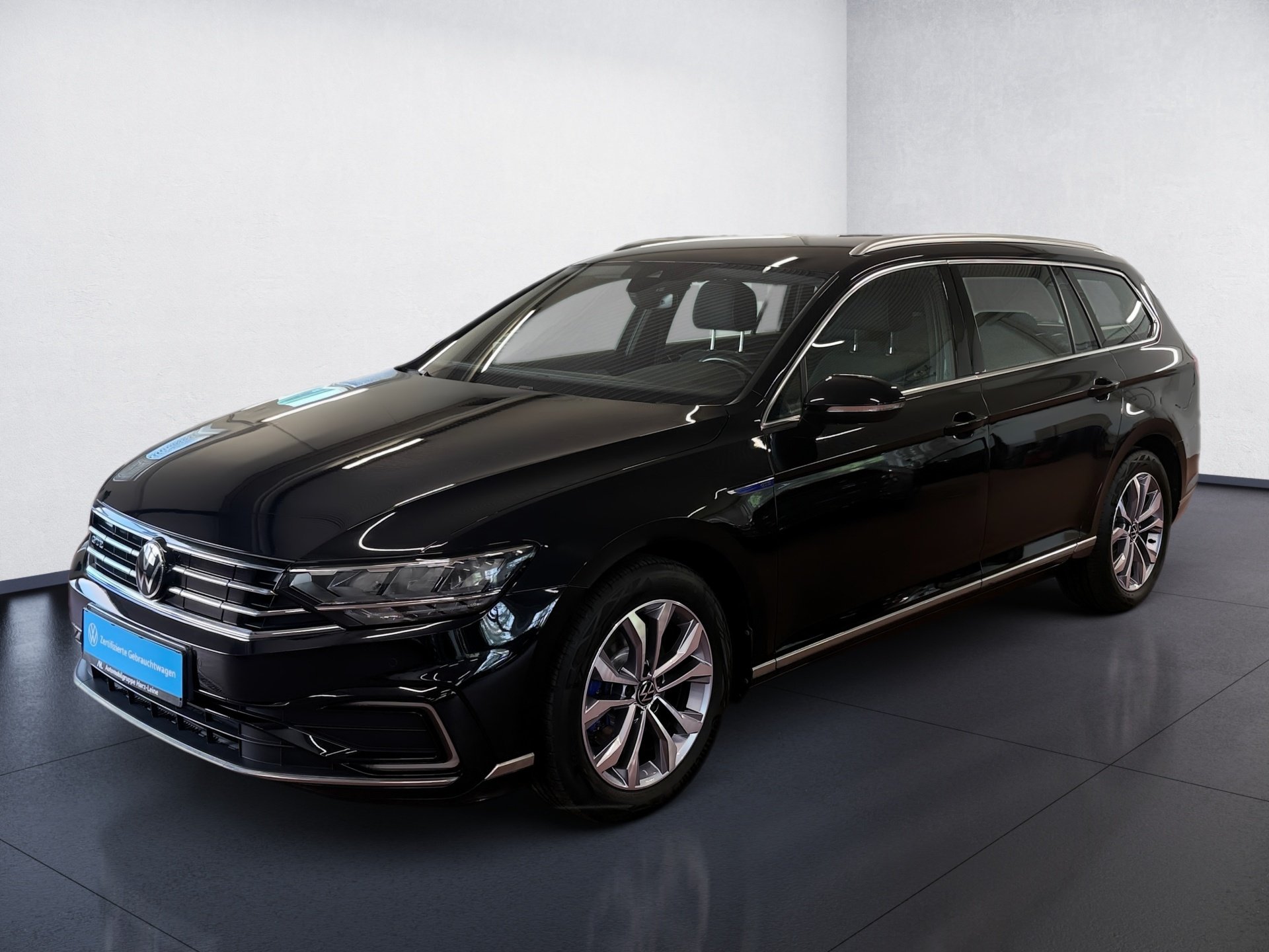 Passat Variant GTE 1.4 TSI DSG LED Navi ACC AHK RFK