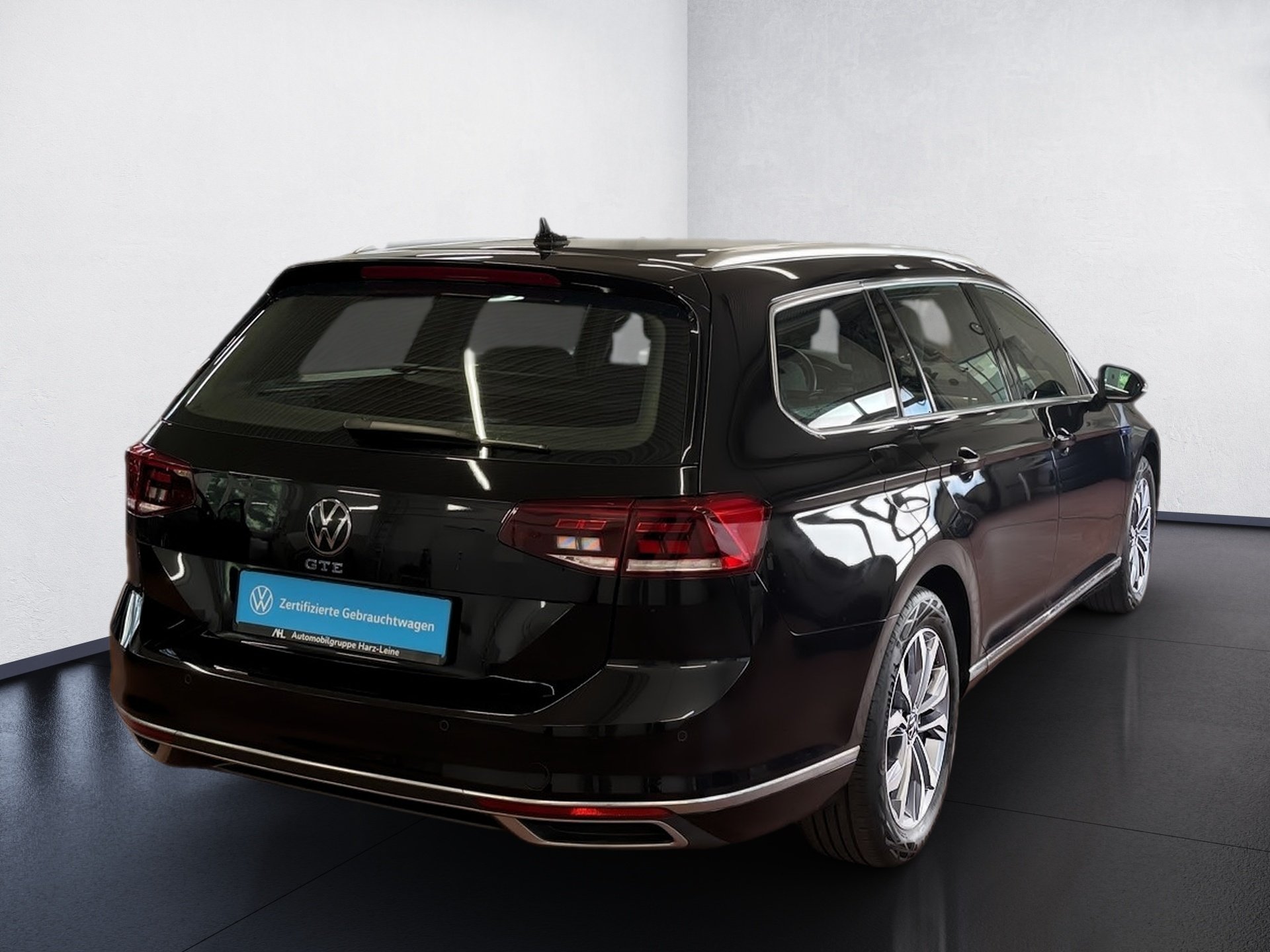 Passat Variant GTE 1.4 TSI DSG LED Navi ACC AHK RFK
