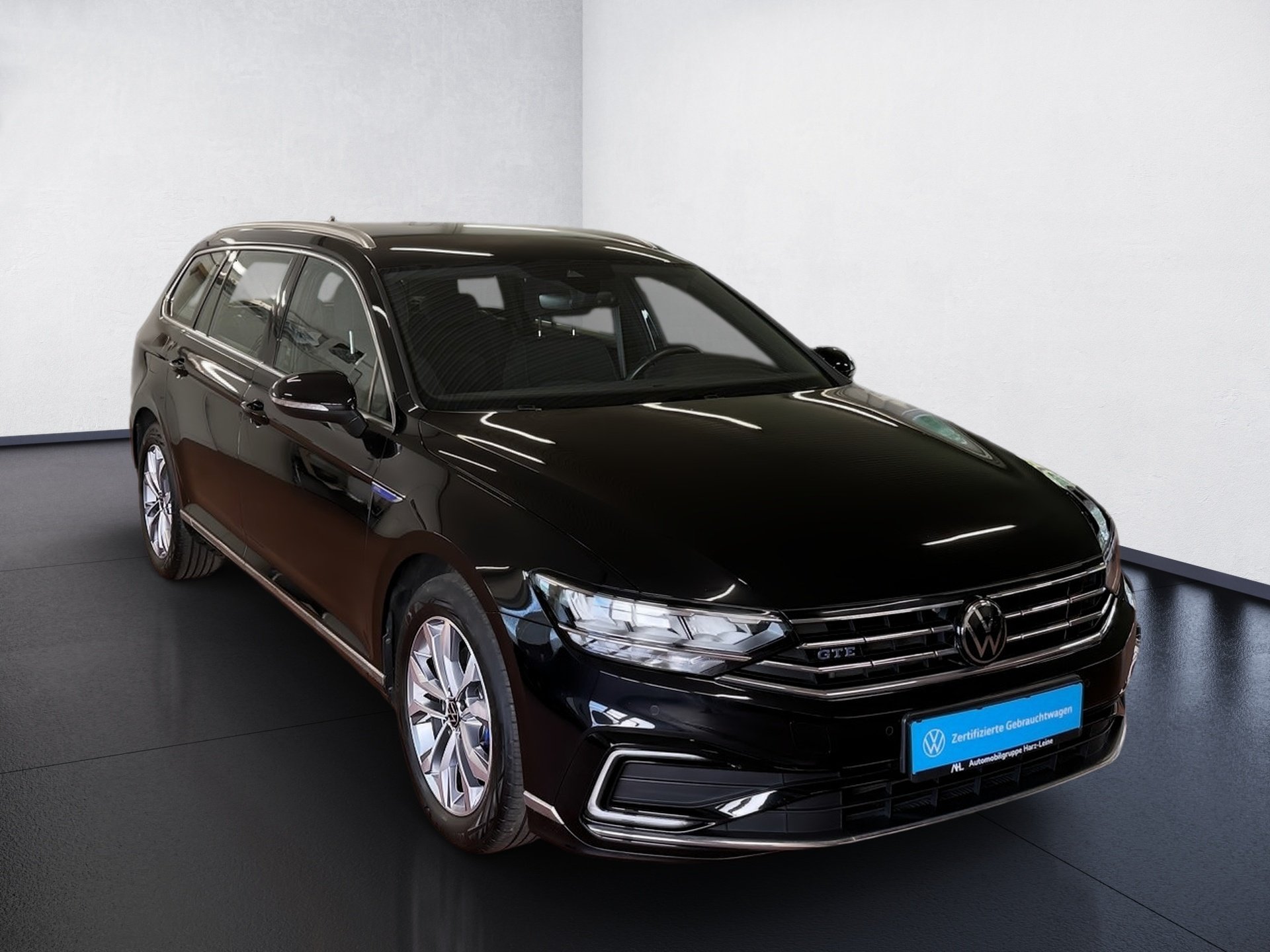 Passat Variant GTE 1.4 TSI DSG LED Navi ACC AHK RFK