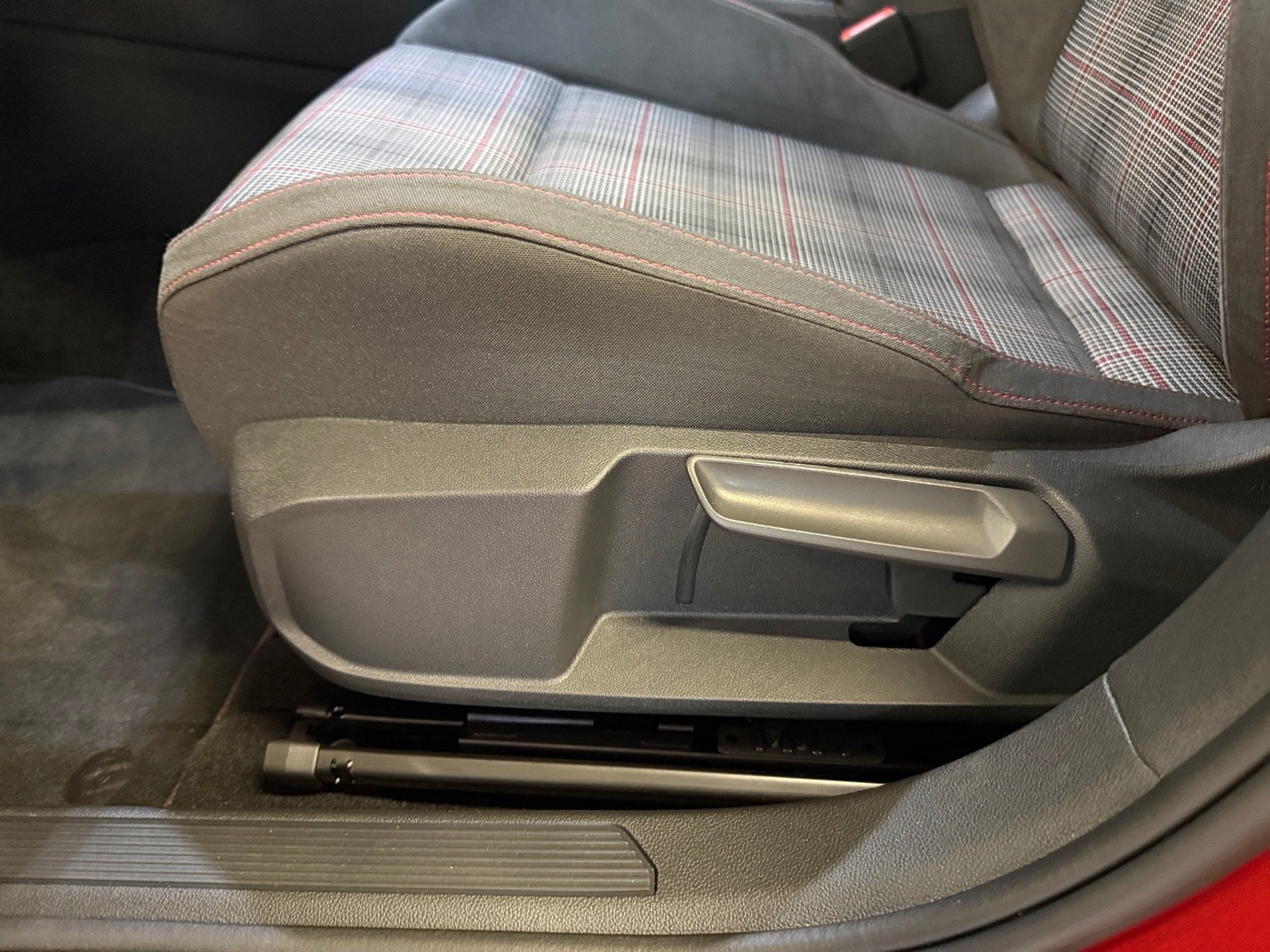 Golf GTI 2.0 TSI DSG Matrix Navi ACC AHK HuD ACC