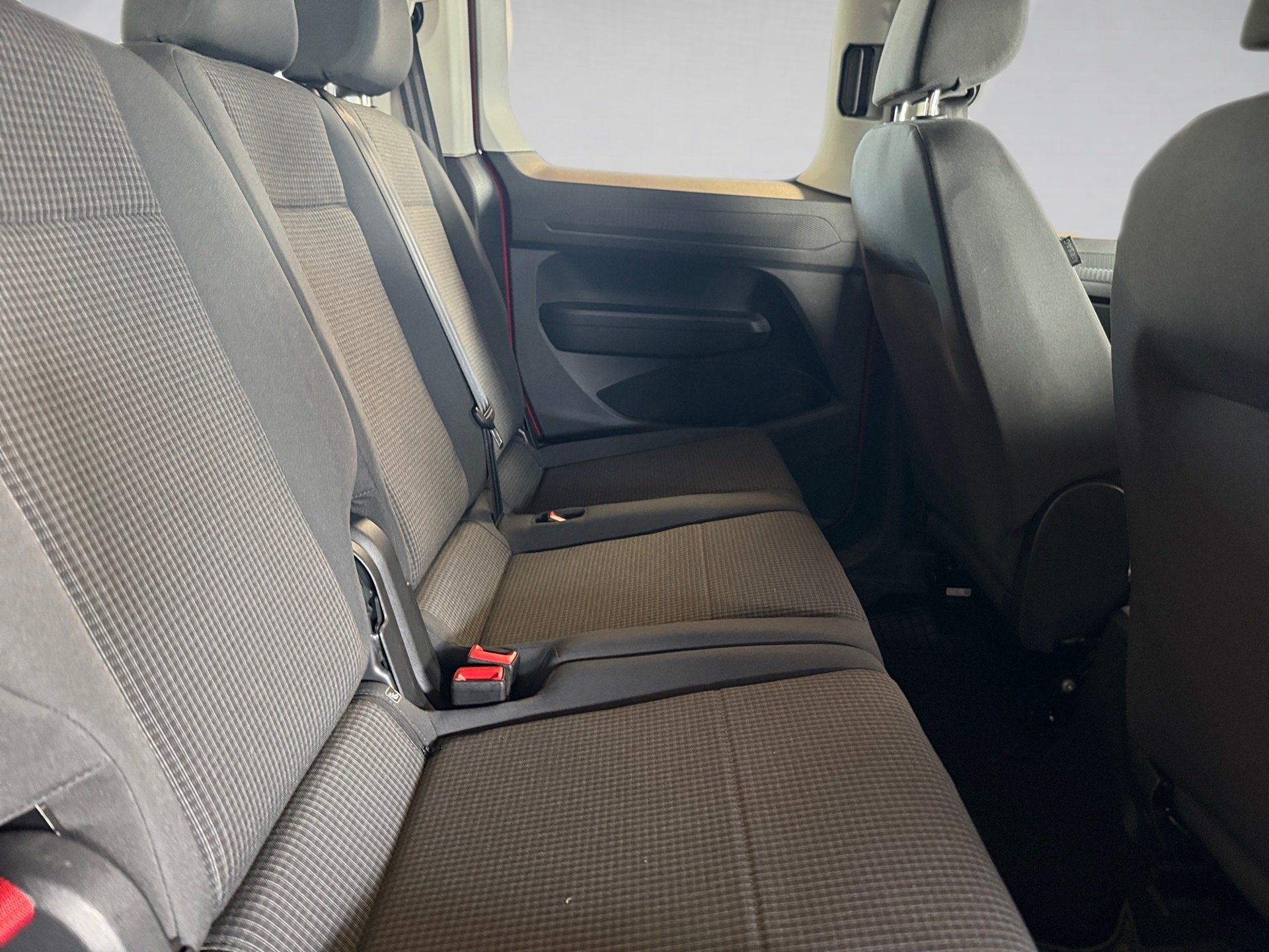 Caddy Kombi 1.5 TSI Klima 2 Schiebetüren SHZ