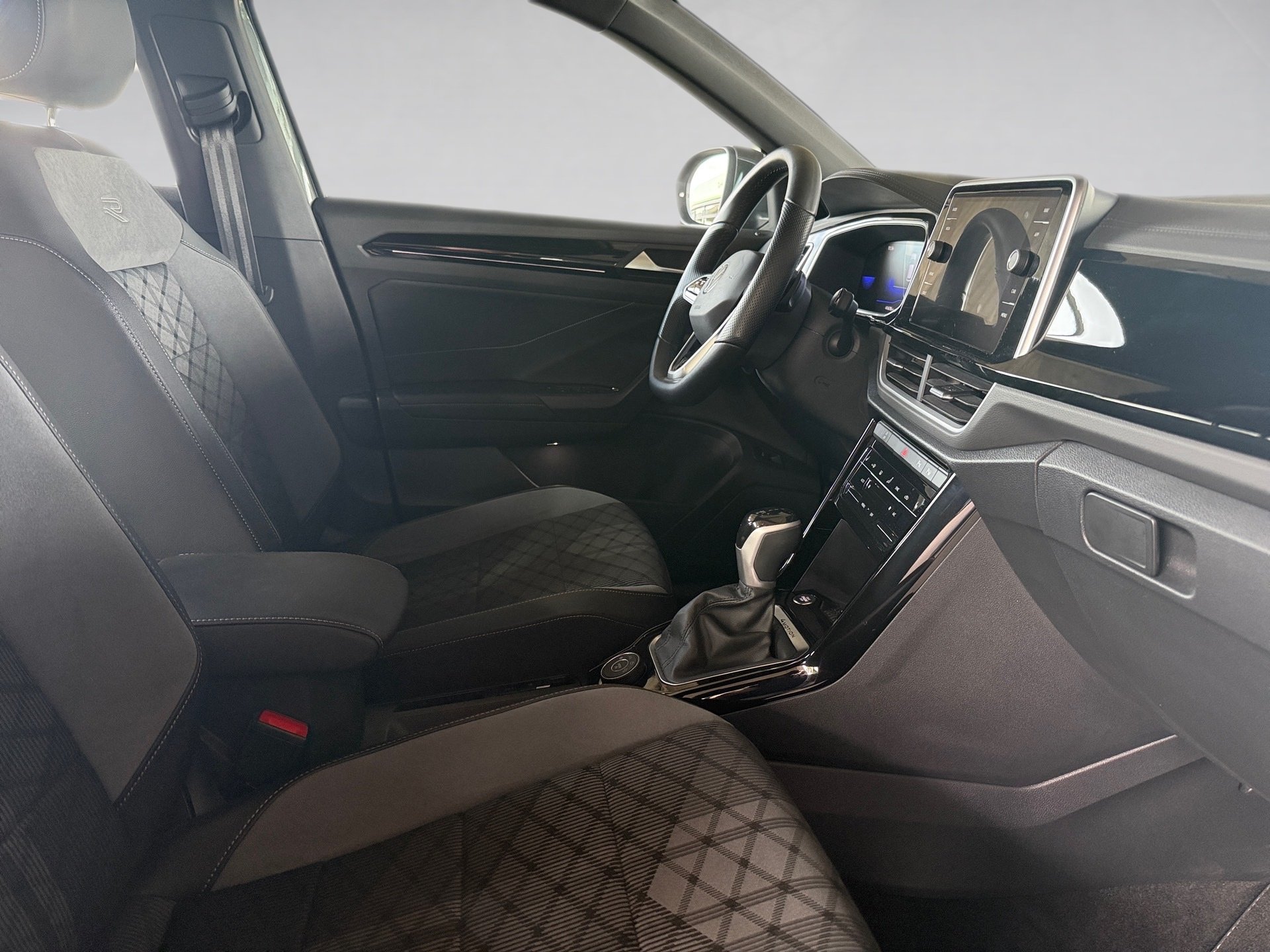T-Roc 2.0 TSI R-Line 4M DSG Matrix Navi ACC Pano RFK