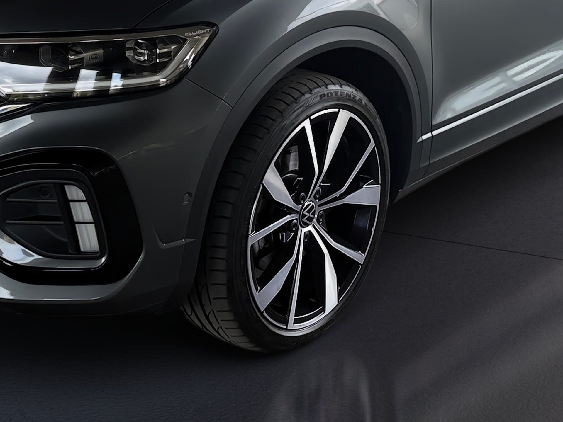 T-Roc 2.0 TSI R-Line 4M DSG Matrix Navi ACC Pano RFK