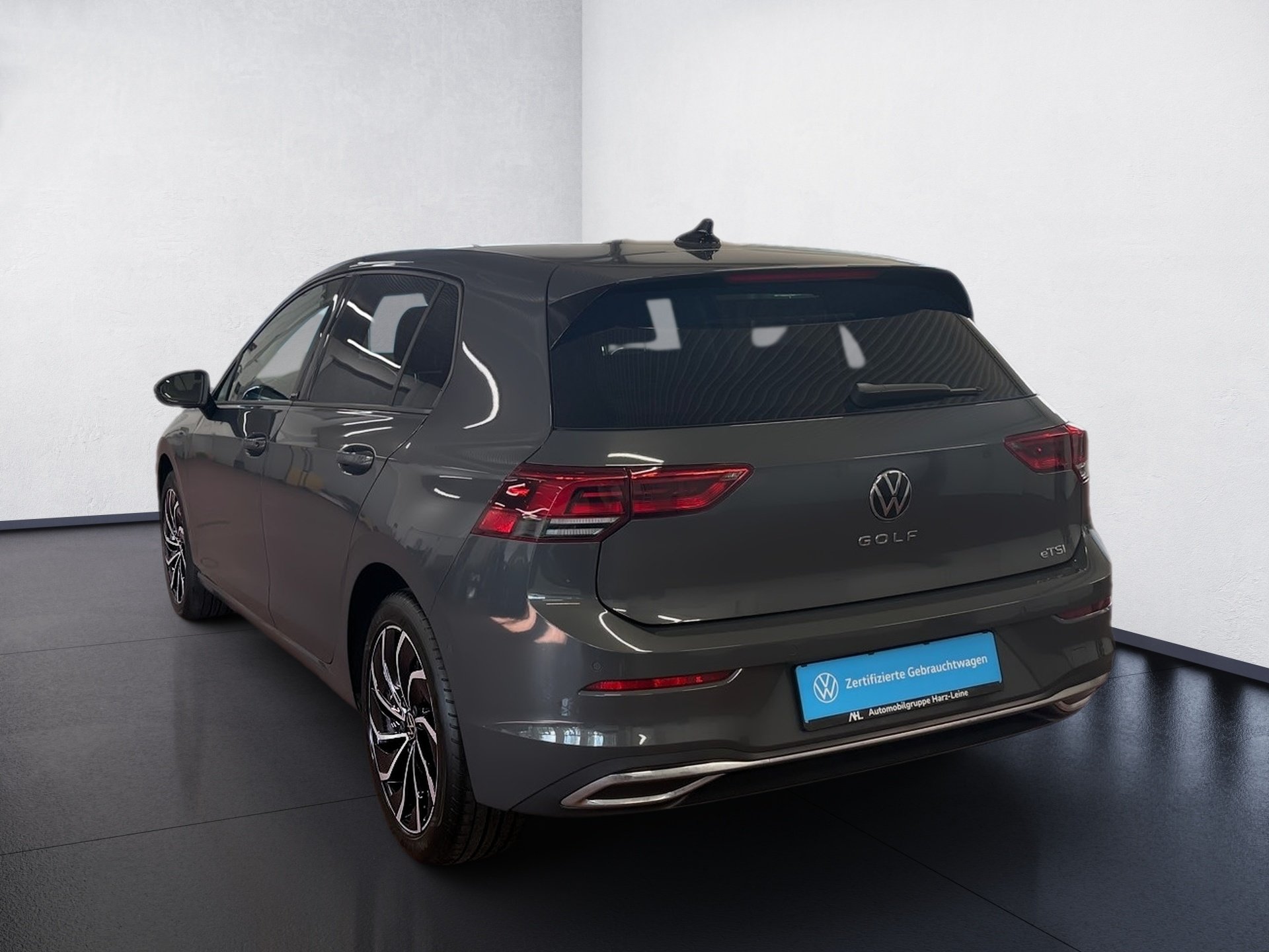 Golf 1.5 eTSI Active DSG LED Navi ACC RFK ACC LM