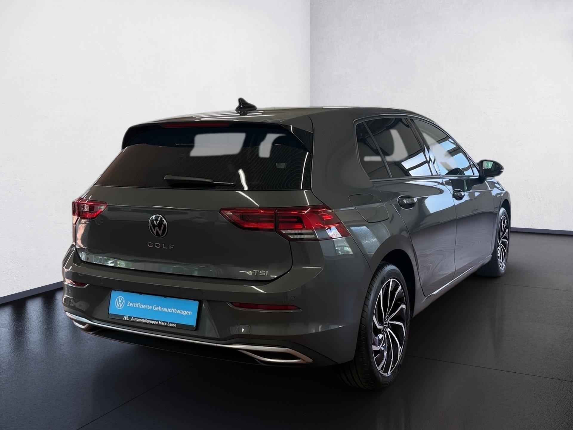 Golf 1.5 eTSI Active DSG LED Navi ACC RFK ACC LM