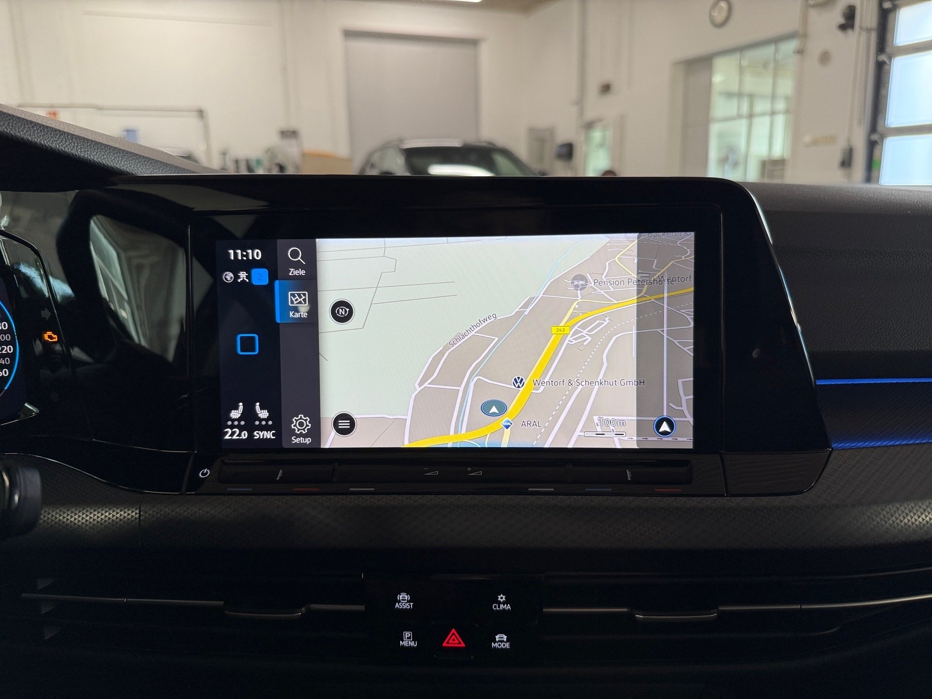 Golf Variant 1.5 eTSI Active DSG Matrix Navi ACC AHK RFK