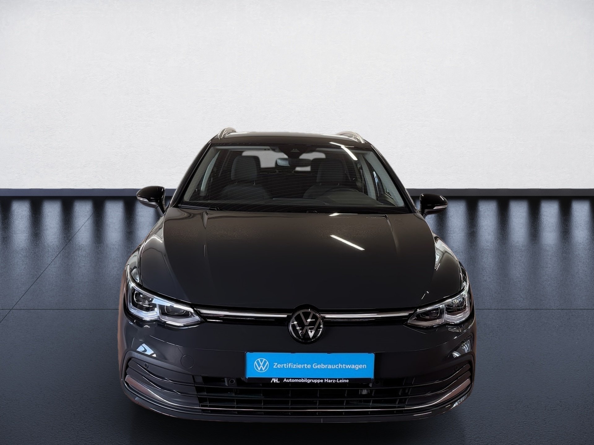 Golf Variant 1.5 eTSI Active DSG Matrix Navi ACC AHK RFK