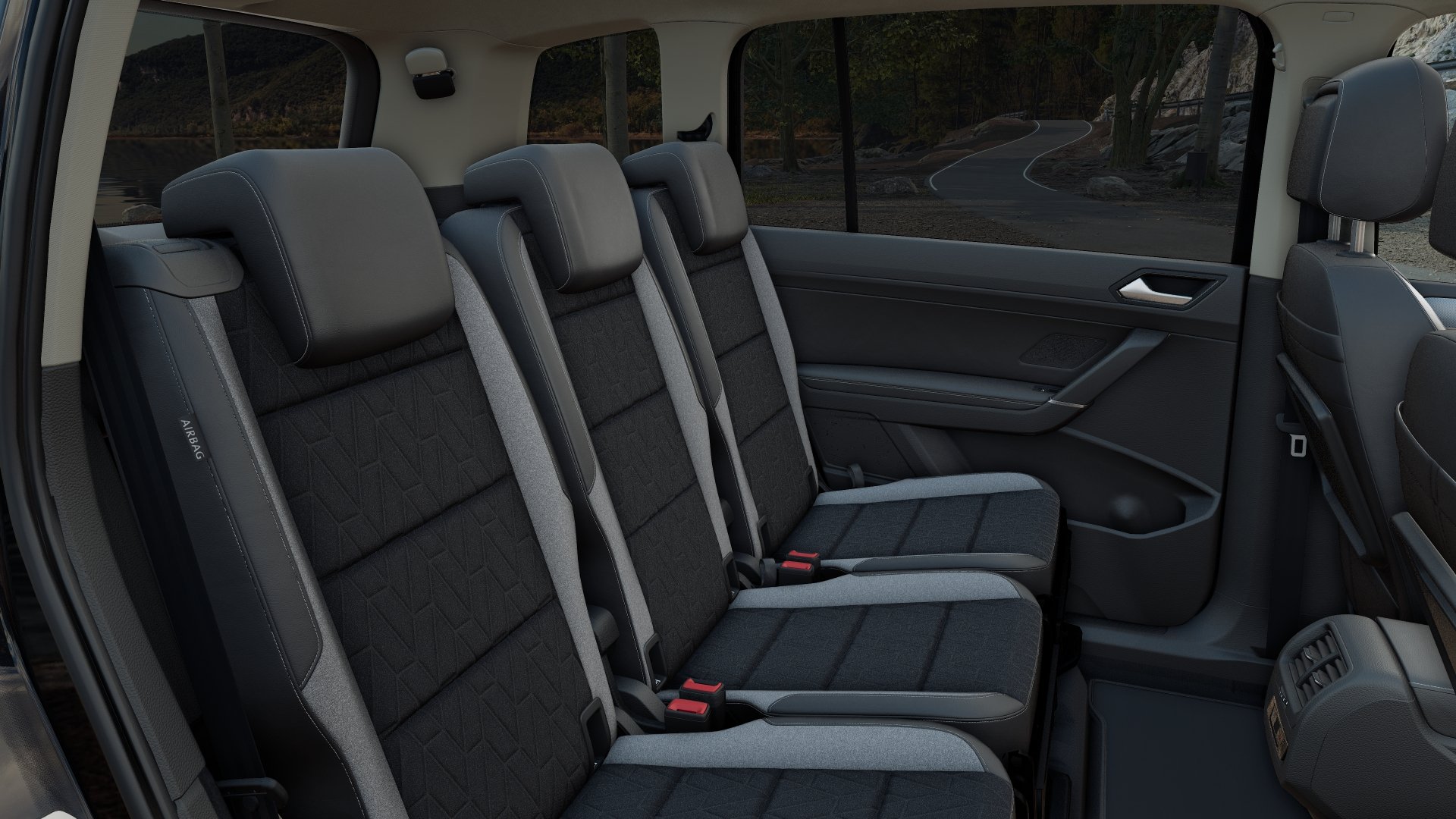 Touran 1.5 TSI Energy DSG 7-Sitzer AHK Navi ACC RFK