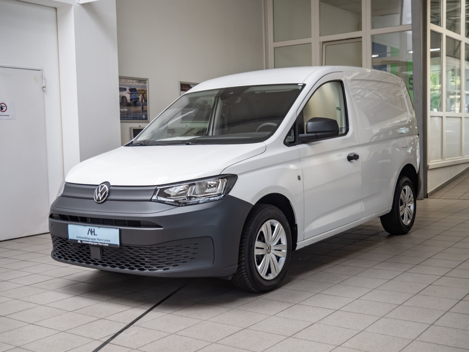NFZ Caddy Cargo Motor: 1.5 l TSI EU6 85 kW Getriebe: 6-Gang-Schaltgetriebe Radstand: 2755 mm
