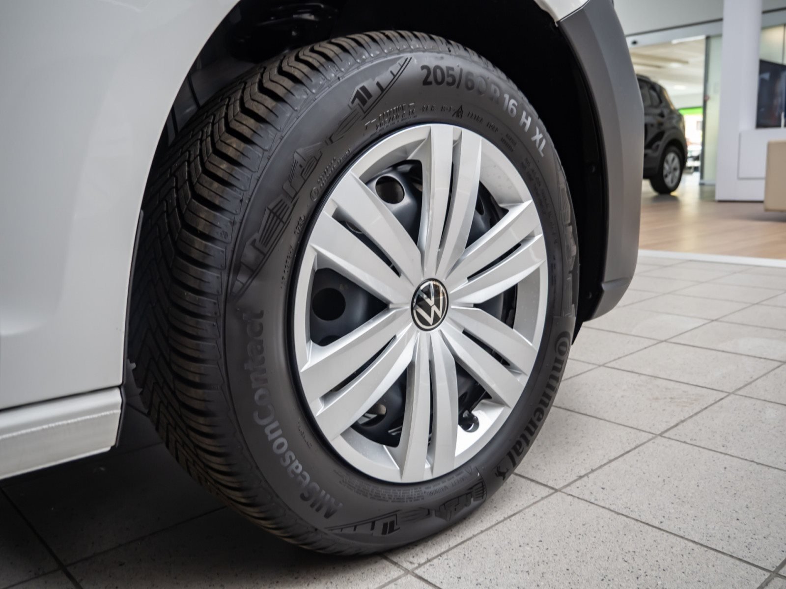 NFZ Caddy Cargo Maxi Motor: 2.0 l TDI EU6 SCR 75 kW Getriebe: 6-Gang-Schaltgetriebe Radstand: 2970 m
