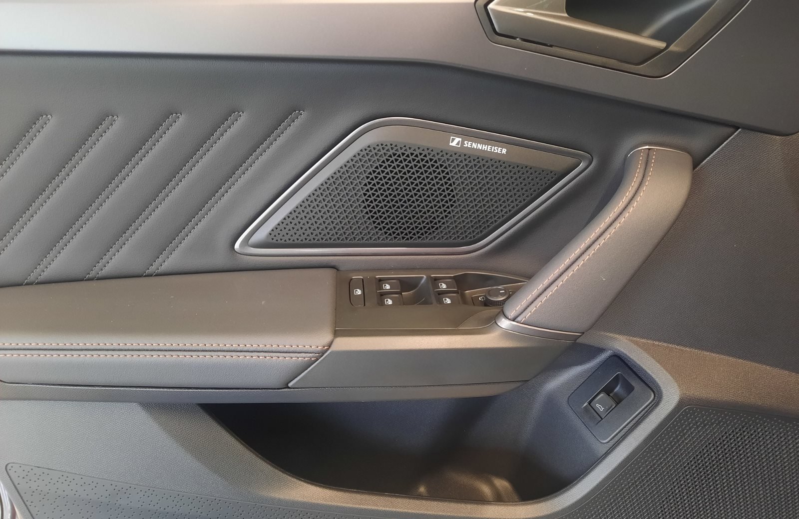 Formentor Drive 2.0 TSI DSG ab sofort