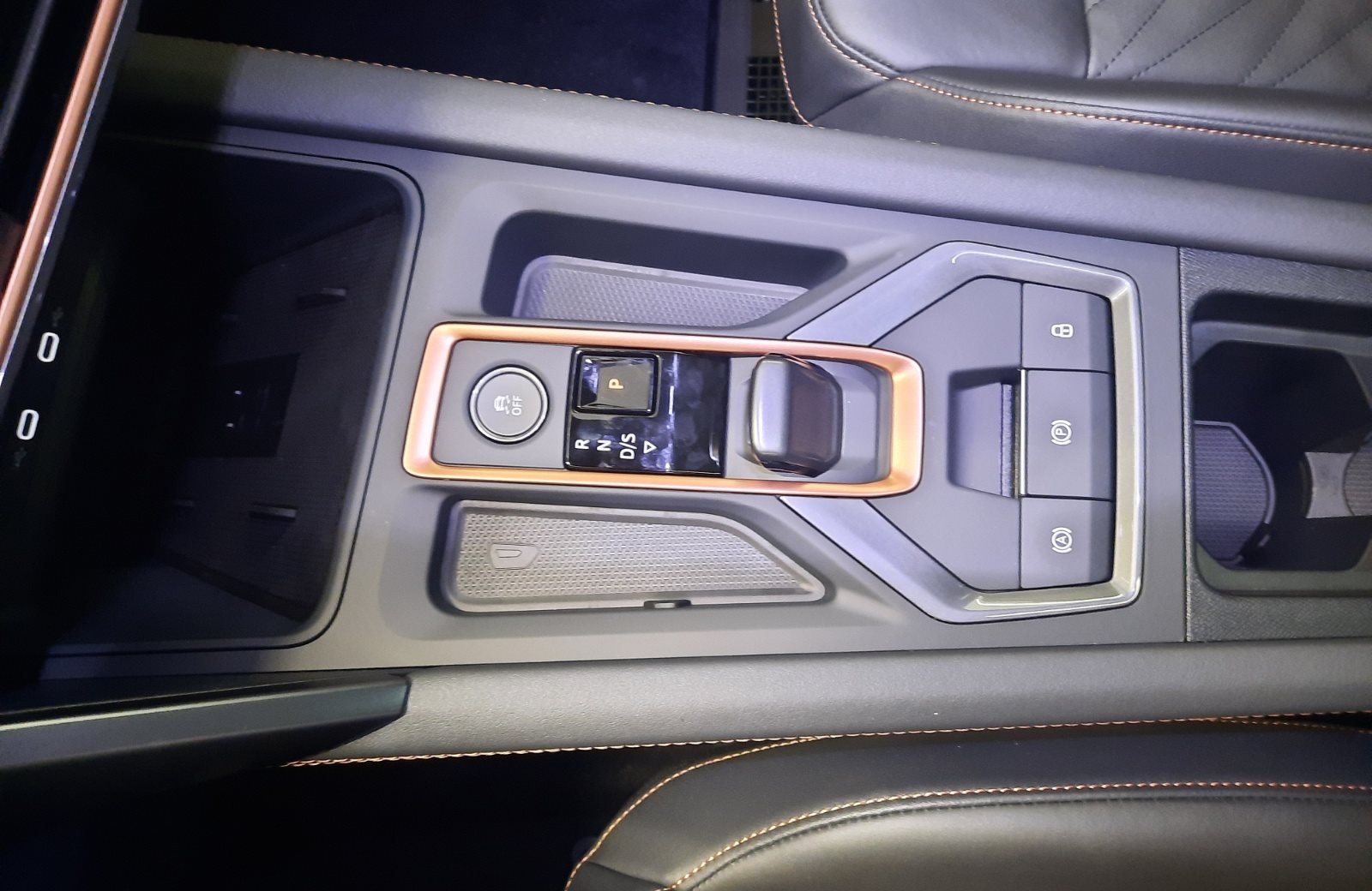 Formentor Drive 2.0 TSI DSG ab sofort