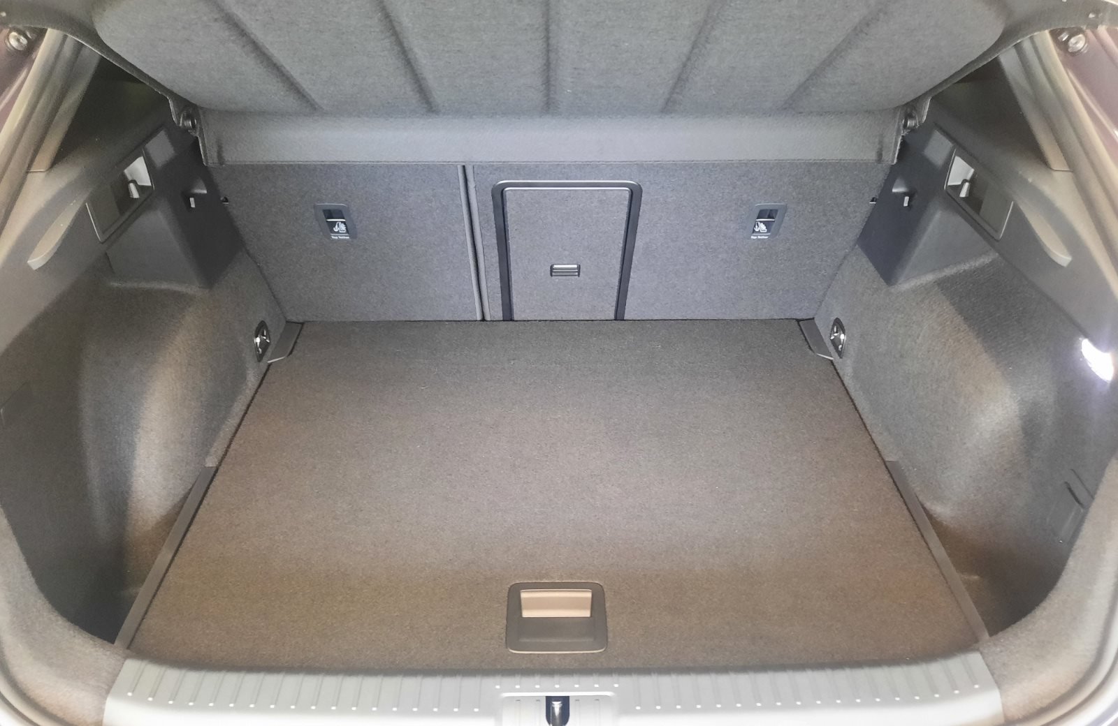 Formentor Drive 2.0 TSI DSG ab sofort