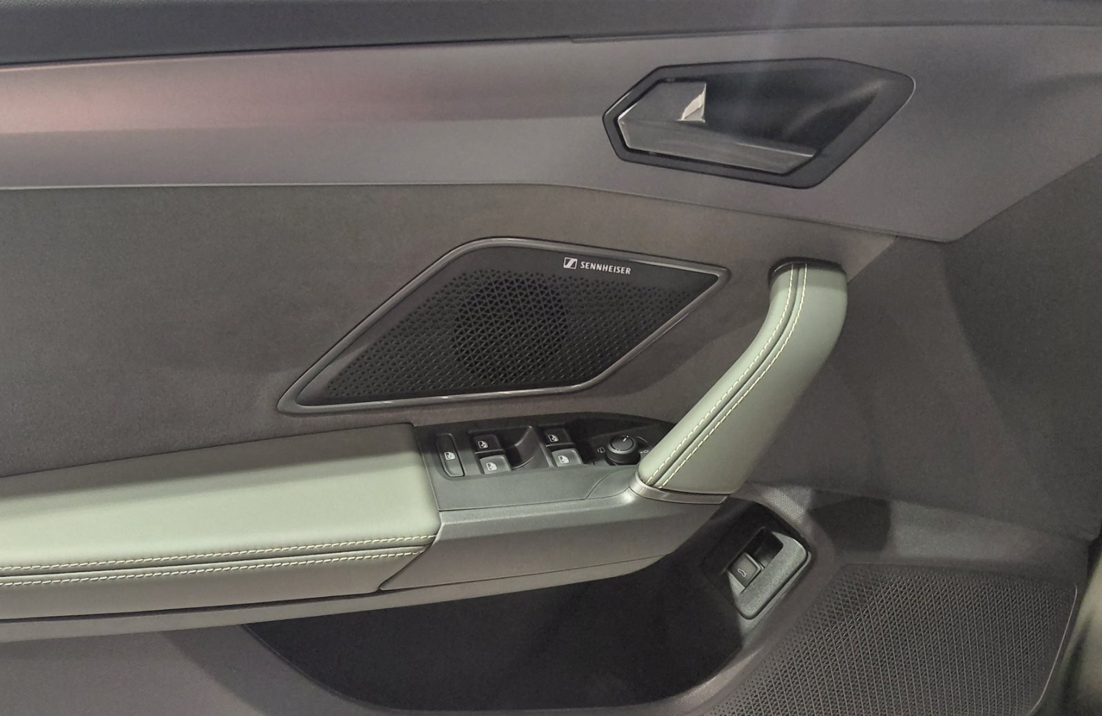 Formentor Drive 2.0 TSI DSG *ab sofort*
