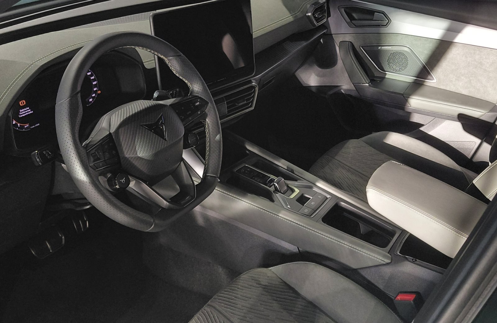 Formentor Drive 2.0 TSI DSG *ab sofort*