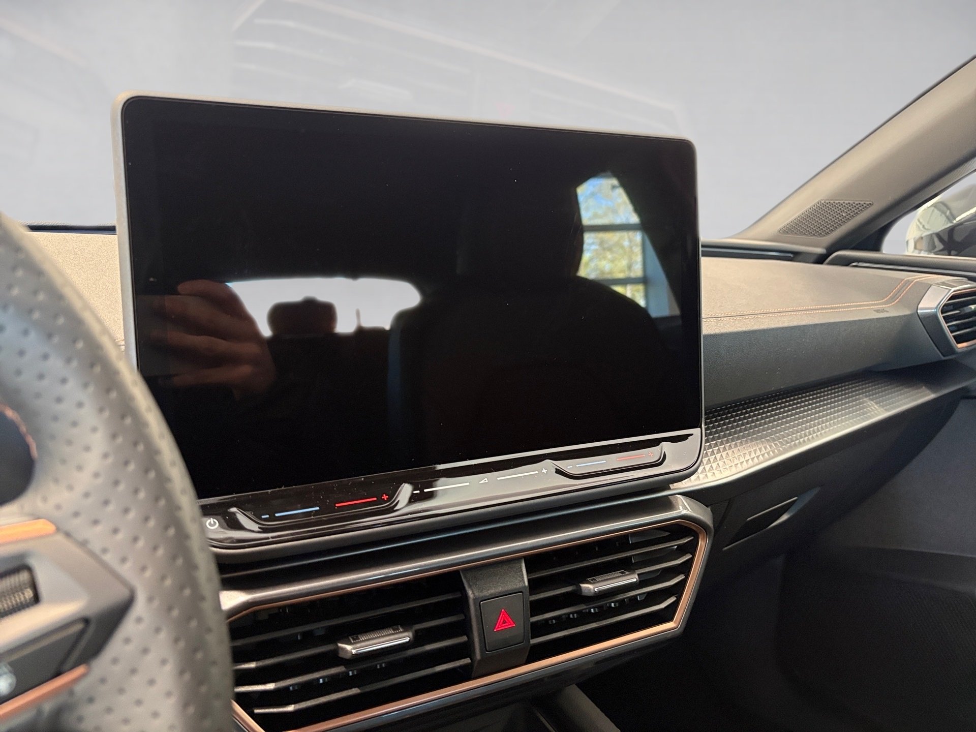 Leon Sportstourer 1.5 DSG *ab sofort*