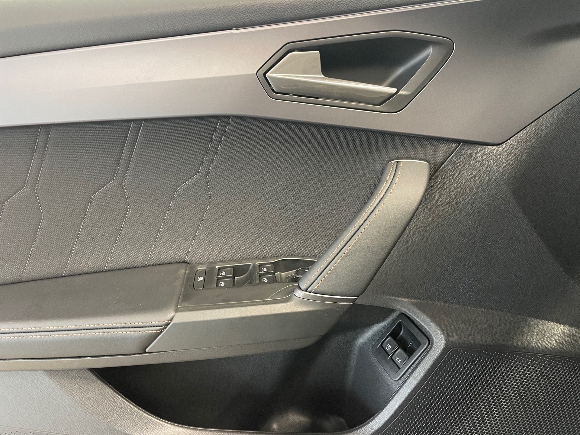 Leon Sportstourer 1.5 e-HYBRID